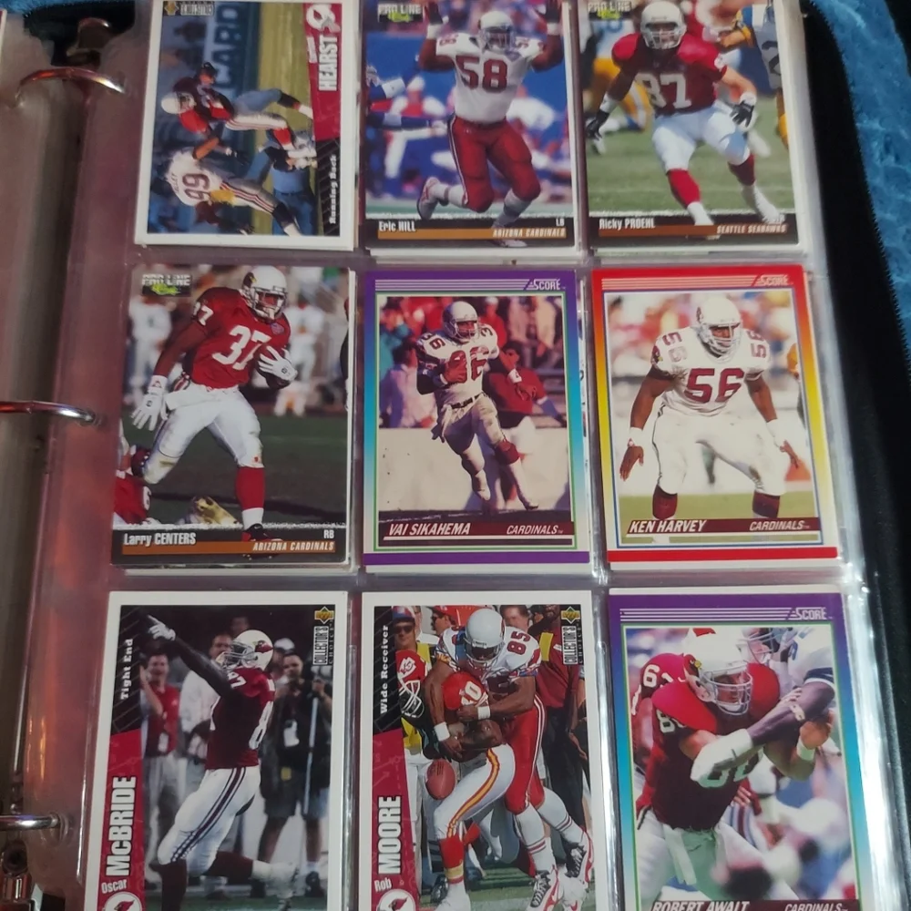 Pro Line/Ground Force Football Cards In Binder 600 Cards